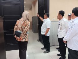 Sidak Pj Gubernur Banten di Setda Dorong Disiplin dan Perbaikan Ruang Kerja