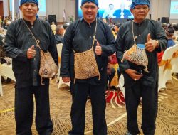 Delegasi PWI Banten Kenakan Pakaian Adat Baduy di HPN 2025 Riau