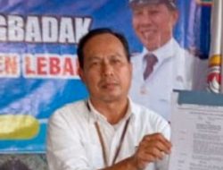 Kepala Desa Curugbadak Ajak Warga Peduli Lingkungan Melalui Kerja Bakti Massal