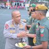 Sinergi TNI-Polri di HUT ke-79 Kodam III/Siliwangi, Kapolda Jabar Serahkan Tumpeng dan Tali Asih