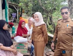 Camat Curug dan Lurah Kamanisan Tinjau Rumah Roboh dan Serahkan Bantuan kepada Korban