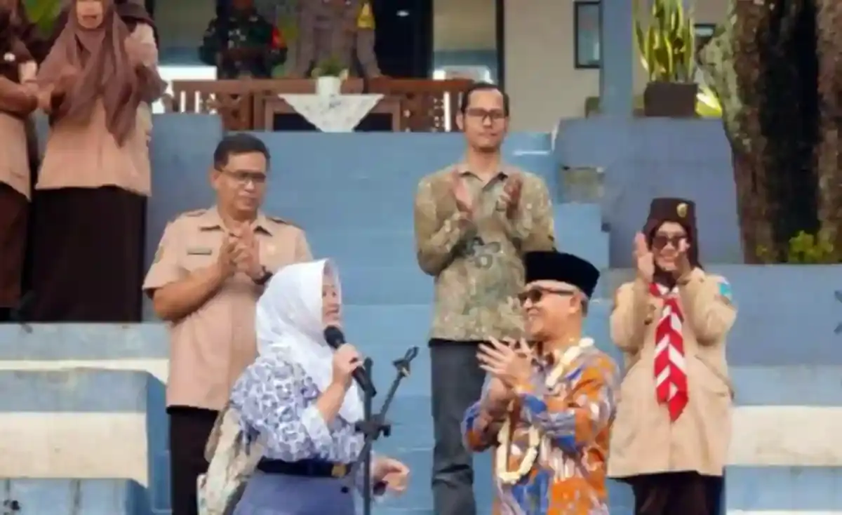 Wamendikdasmen Kunjungi SMAN 1 Padalarang Semua Anak Cerdas dengan Potensi Berbeda