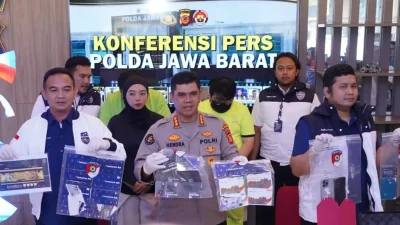 Bongkar Jaringan Judi Online Kamboja! Promosi Pakai Nama “Coach STY”, Dua Pria Ditangkap