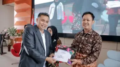 Plt Kadisdik Jabar Fuji Skill Menulis Guru di Jabar Diatas Rata-Rata