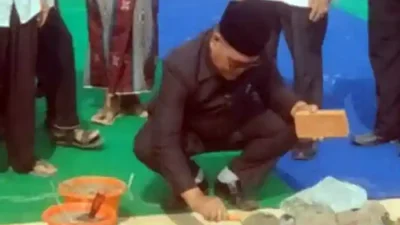 Camat Walantaka Muslim Sholeh Resmikan Peletakan Batu Pertama Masjid At-Taqwa