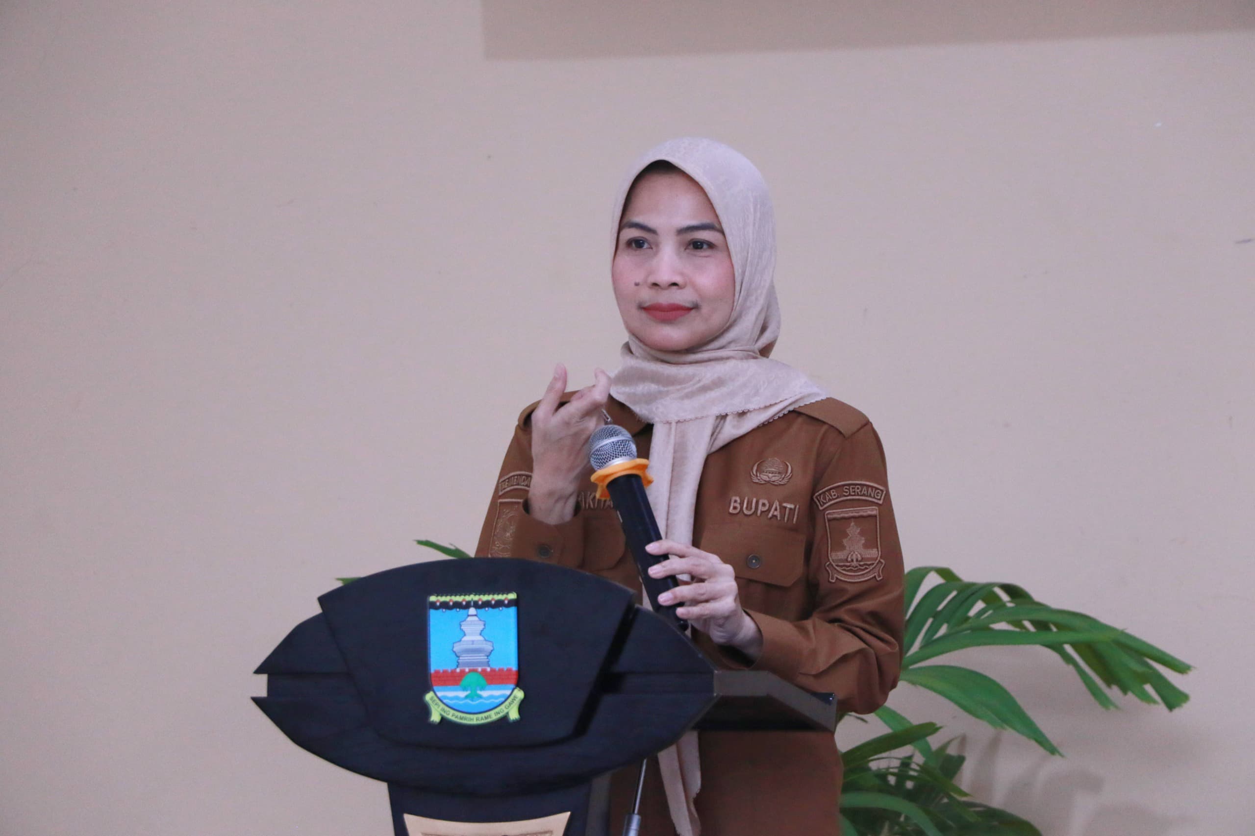 Bupati Serang Ratu Zakiyah