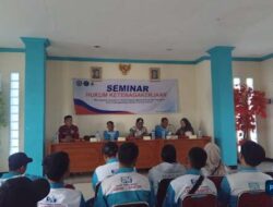 Mahasiswa UNIBA Gelar Seminar Hukum Ketenagakerjaan di Desa Citeras