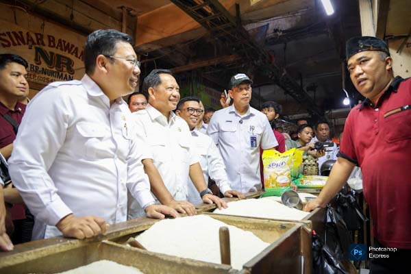 Mendagri Tinjau Pasar Rau Harga Pangan Dinilai Stabil